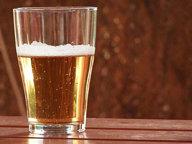 Właściciele pubów chcą zaskarżyć uchwałę rady w sprawie otwarcia lokali