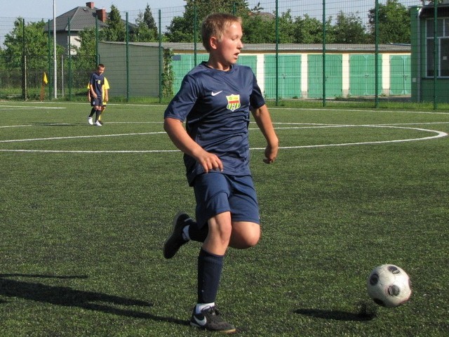 Młodzicy trenowani przez Michała Kacprzaka w poprzednim sezonie grali systemem turniejów ligowych. Teraz w każdej kolejce zagrają jeden mecz.