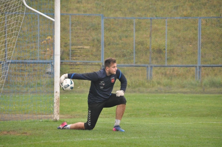 Świętokrzyska liga okręgowa. Granat Skarżysko ograł Star Starachowice 3:0 w meczu na szczycie