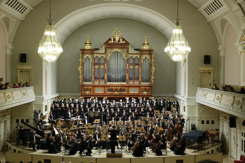 Orkiestra Filharmonii Poznańskiej, Chór Filharmonii...