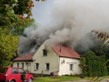 Pożar domu przy ulicy Bałtyckiej w Słupsku [zdjęcia]