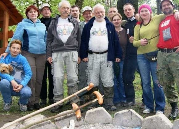 Co roku w rajdzie bierze udział wiele osób.