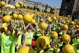 Kraków pobił rekord Guinnessa w podbijaniu piłki siatkowej [ZDJĘCIA]
