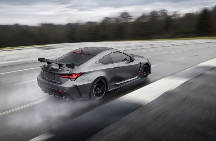 Lexus RC F...