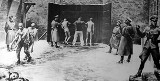 80. rocznica pierwszej egzekucji więźniów pod Ścianą Straceń KL Auschwitz. Prawie wszyscy z rozstrzelanych byli Polakami [ZDJĘCIA]