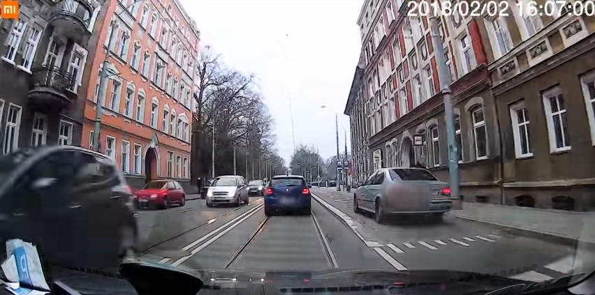 Szczecin: Niebezpieczna jazda 20-latka w bmw. Nagranie trafiło do policji. Szybka reakcja! [WIDEO] 