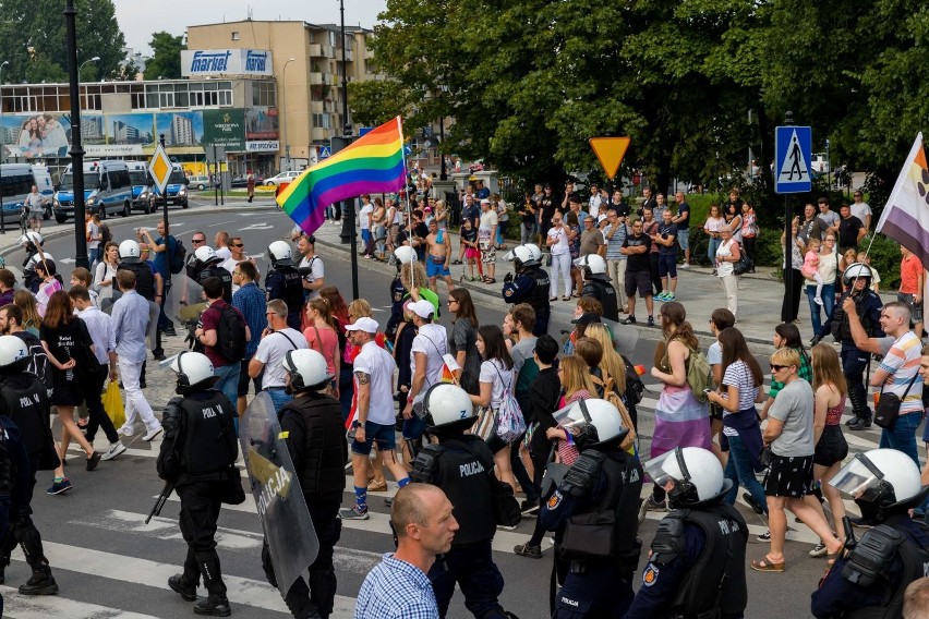 Białystok. Marsz równości. Prezydent Truskolaski nie złamał prawa. Prokuratura odmówiła wszczęcia śledztwa (zdjęcia)