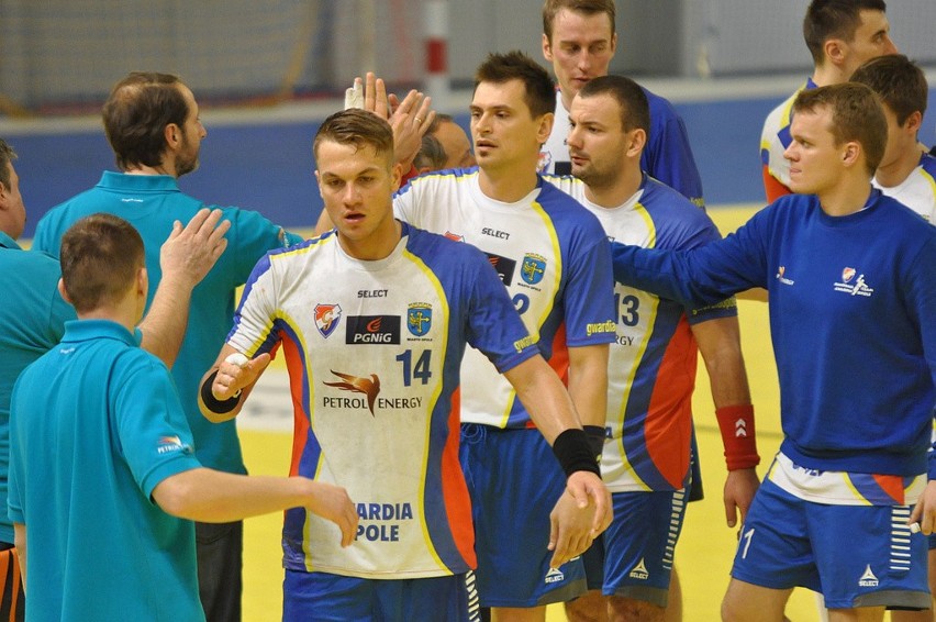 Superliga. Gwardia Opole - Vive Kielce 20:35