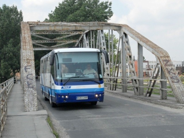 Zamknięcie mostu w ciągu drogi powiatowej Trzebownisko &#8211; Łąka &#8211; Łukawiec zaplanowano na środę rano.