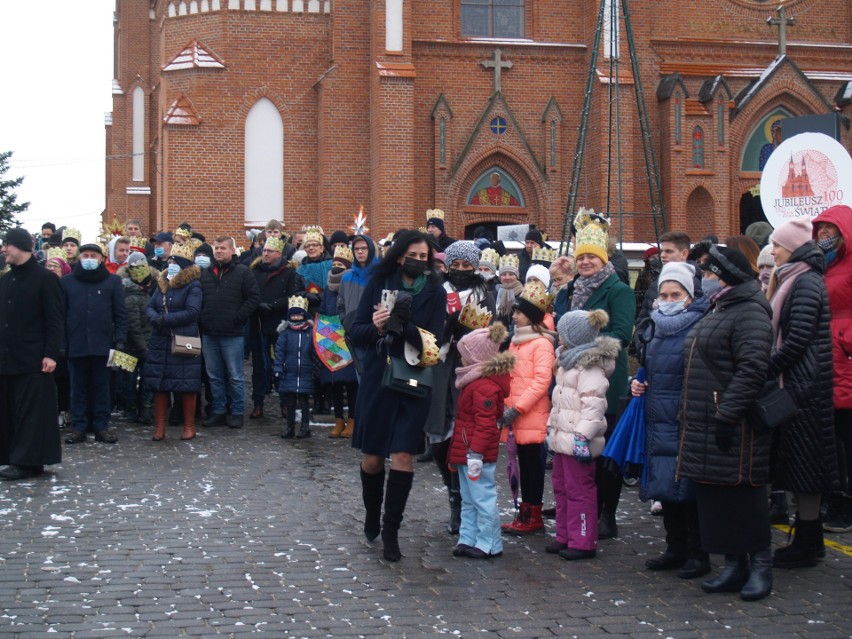 Myszyniec. Orszak Trzech Króli 2022. Zdjęcia, wideo. 6.01.2022