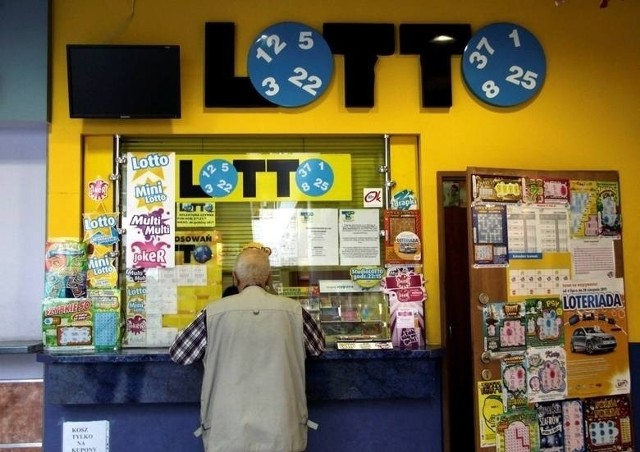 Losowanie Lotto i Lotto Plus odbędzie się w sobotę o godz. 21.40