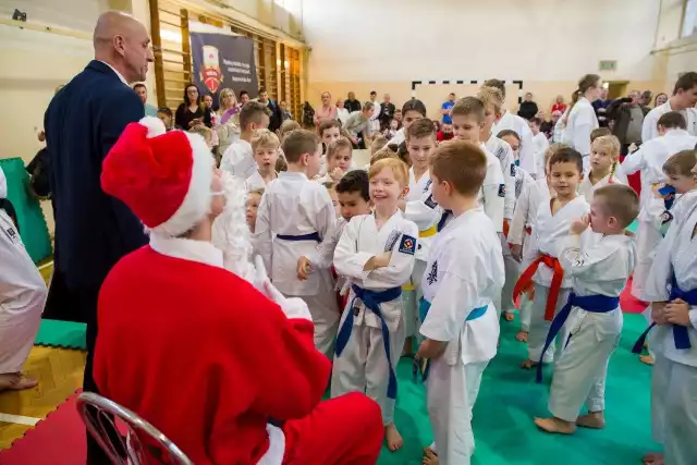 Świąteczny turniej karate w Dąbrowie Górniczej