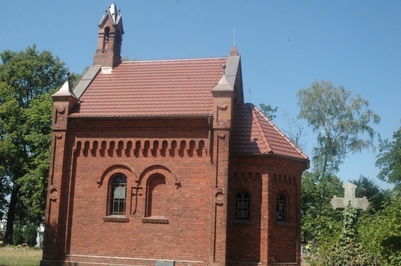Kaplica von Reiswitza przy kościele św. Anny w Oleśnie