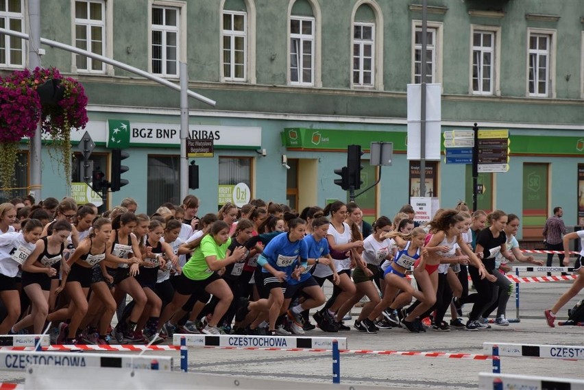 Bieg Złota Mila w Częstochowie. Najwięcej młodych zawodników ZDJĘCIA 