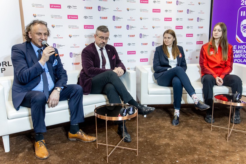 W Katowicach odbyła się konferencja prasowa przed hokejowymi...