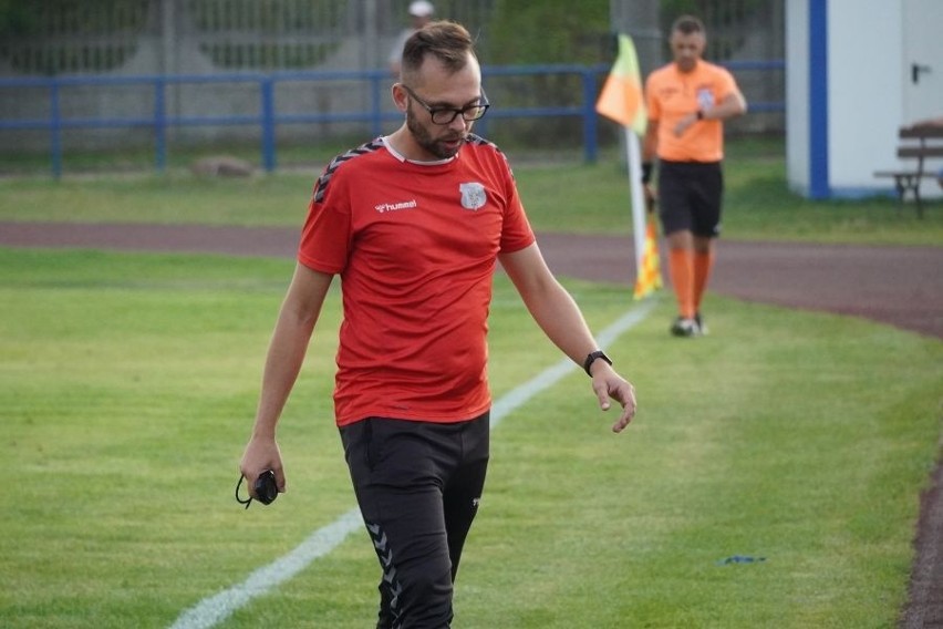 Hummel 4 liga. Kulisy meczu Moravii Anna-Bud Morawica z GKS Rudki w obiektywie. W końcówce to było "szalone" spotkanie