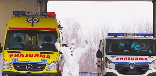 Prawie 21 tysięcy nowych zakażeń to drugi najgorszy wtorek w pandemii