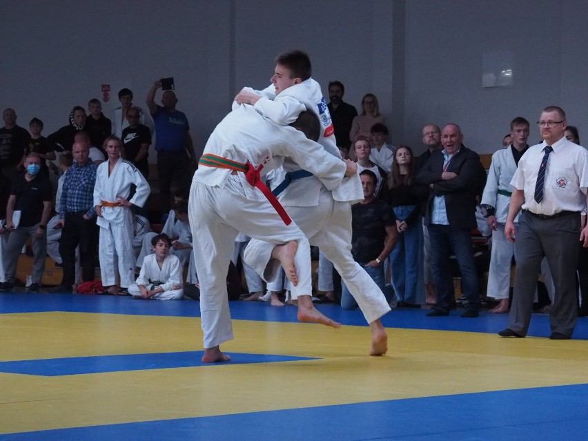Międzywojewódzkie Mistrzostwa Młodzików i Młodziczek w judo [zdjęcia] 