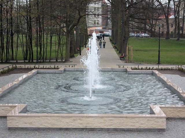 Otwarcie fontanny w Kluczborku, inauguracja sezonu rowerowego
