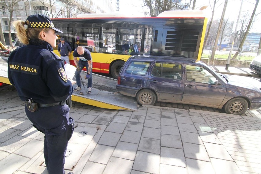 Ceny obowiązkowego ubezpieczenia pojazdów w pierwszych...