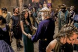 "Troy: A Fall of a City" z czarnoskórym Achillesm! Zobacz pierwsze zdjęcia z planu jednego z najdroższych seriali BBC [ZDJĘCIA]