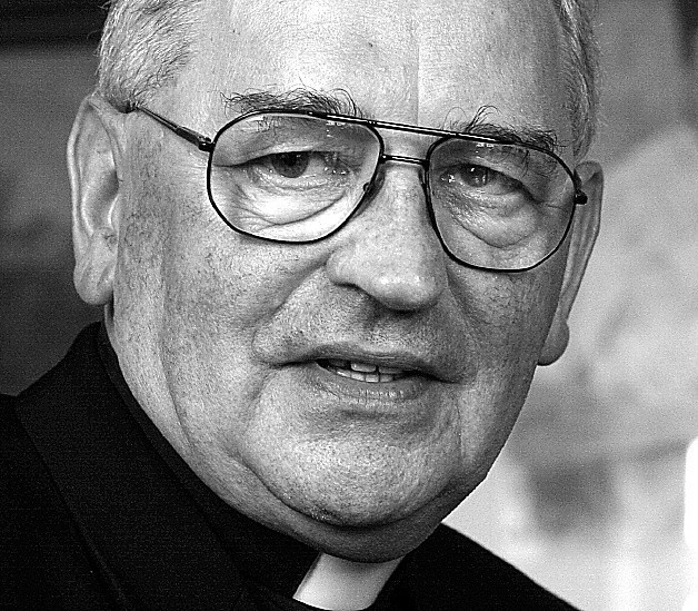 biskup Tadeusz Pieronek