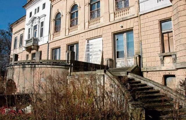 Pałac w Łagiewnikach w stylu neorenesansowym zbudowali Ludwik Heinzel i jego żona Maria Walewska w 1899 roku