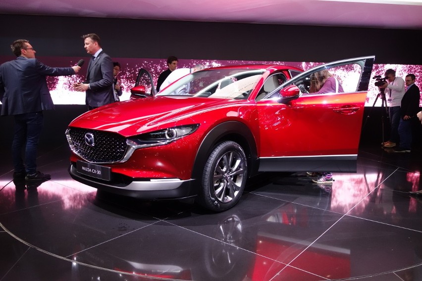 Mazda CX-30...