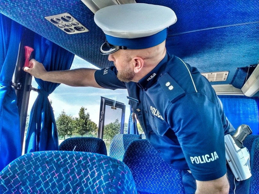 Bezpieczny autokar 2023. Opolscy policjanci w całym...