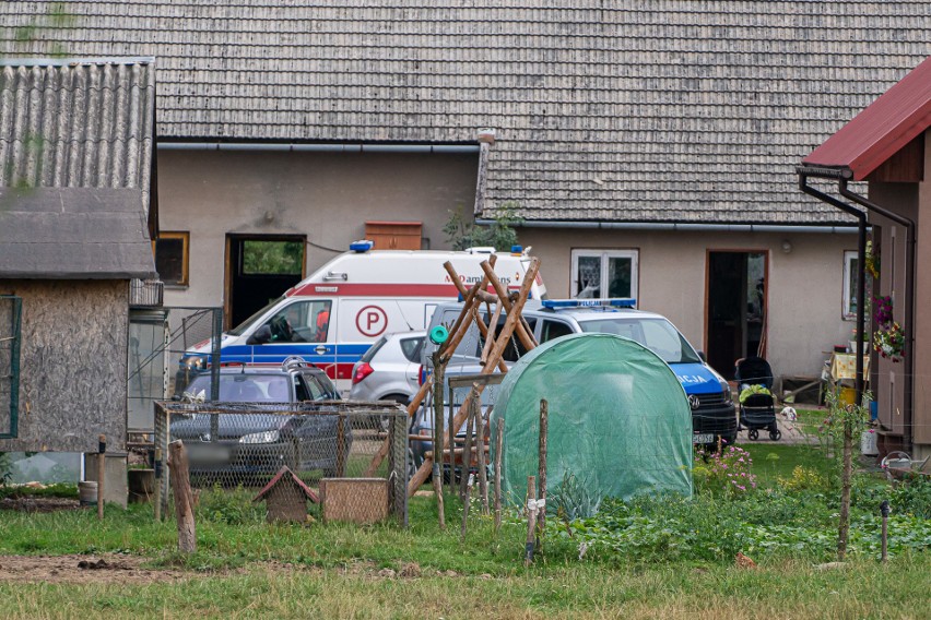 Mieszkańcy Florynki wstrząśnięci zbrodnią. Syn zabił matkę, a potem ranił sąsiadkę 