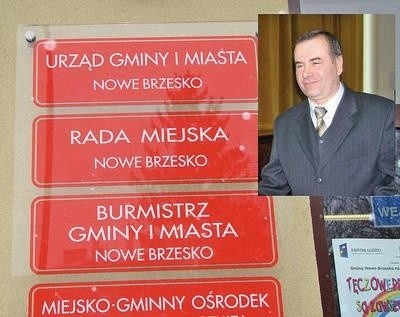 Od soboty Grzegorz Czajka jest burmistrzem, a Nowe Brzesko miastem. Fot. Aleksander Gąciarz