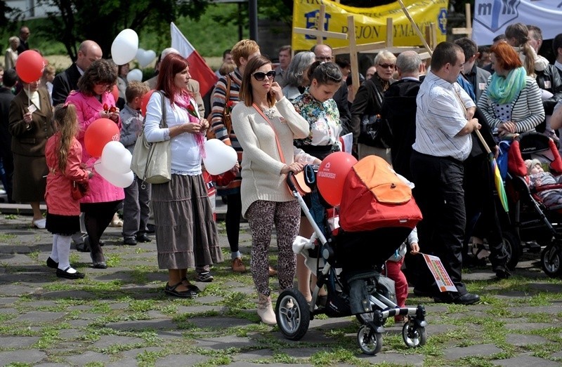 Marsz dla Życia i Rodziny pod hasłem "Kierunek: Rodzina"...