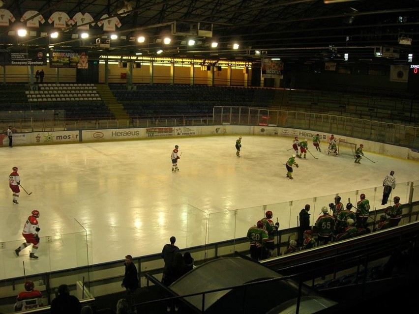 Sosnowiec: charytatywny mecz hokejowy dla Piotra Pastusiaka [ZDJĘCIA]