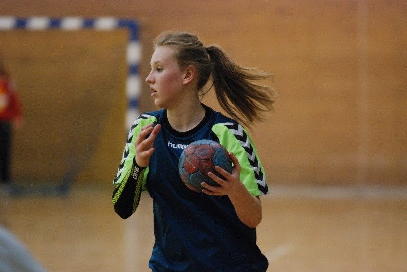 Półfinał mistrzostw Polski juniorek młodszych. Korona Handball Kielce - Vistal Gdynia 23:22