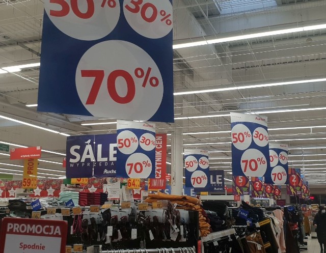 W Auchan ruszyła wielka wyprzedaż. Mnóstwo produktów za 1 zł, 2 zł i 5 zł. Zobacz produkty na kolejnych slajdach >>>