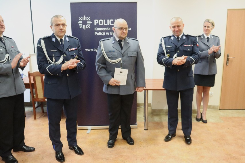 Bytowscy policjanci prewencji mają nowego naczelnika. Poprzednik odszedł na emeryturę | ZDJĘCIA