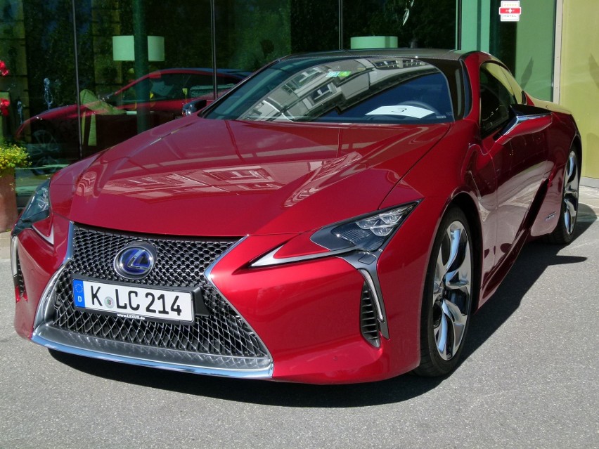 Lexus LC500...