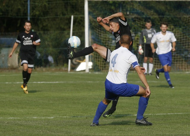 Kaskada Kamionka (czarne stroje) uległa u siebie Victorii Czermin 1:5.