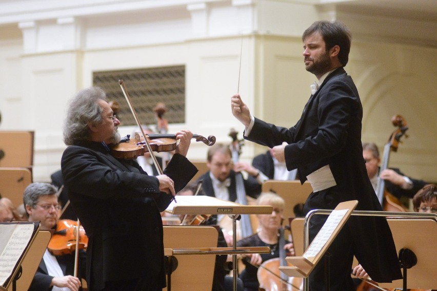 Łukasz Borowicz, Daniel Stabrawa i Filharmonicy Poznańscy