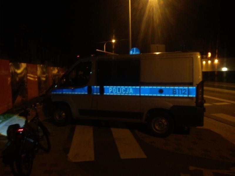 Wrocław: Policjanci ponad prawem? Parkują gdzie chcą (LIST, ZDJĘCIA)
