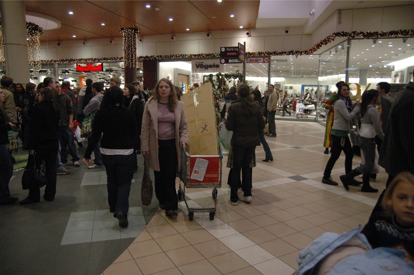 Centrum handlowe King Cross Marcelin otwarto w 2005 r.