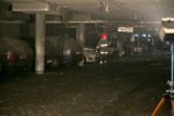 Kraków. Pożar w parkingu podziemnym. Spłonęły samochody i motocykle [ZDJĘCIA]