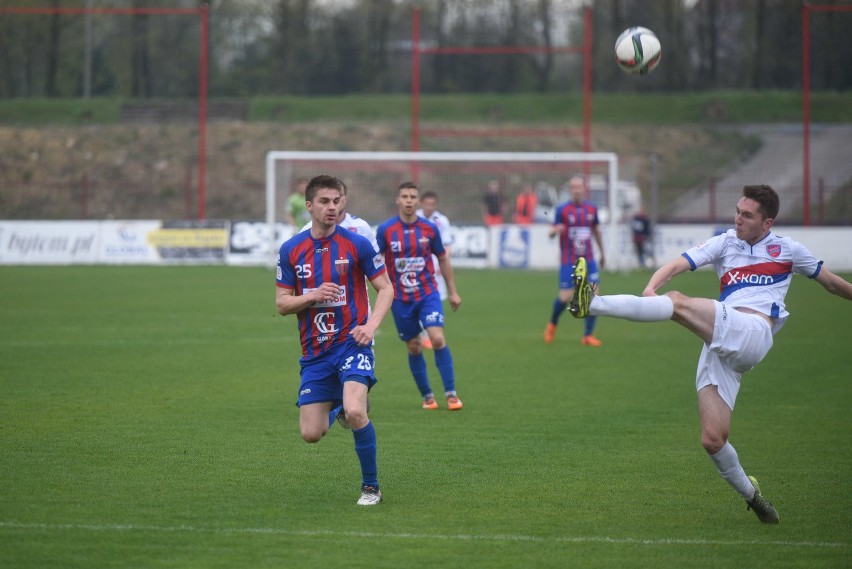 II liga: Polonia Bytom - Raków Częstochowa 1:0