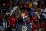 Wybory w USA: Donald Trump wrócił na trasę kampanii wyborczej, jednak jego spotkanie ze zwolennikami w Tulsie wypadło gorzej niż oczekiwano