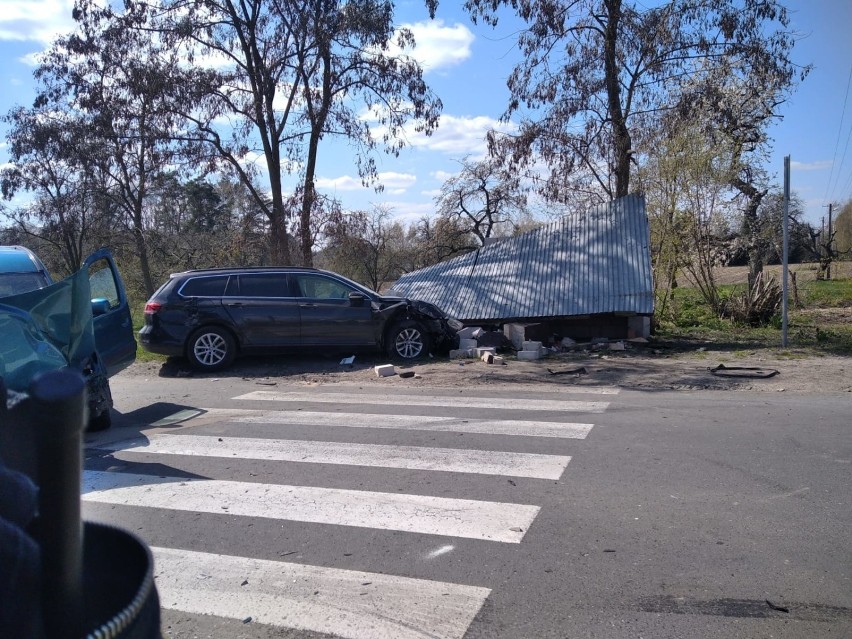 Na skrzyżowaniu w Lipce Wielkiej doszło do wypadku dwóch...