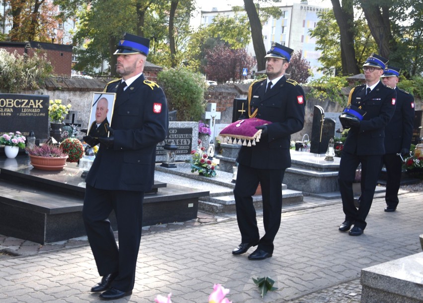 Śp. Jacka Rosińskiego żegnała rodzina, mieszkańcy Szubina,...