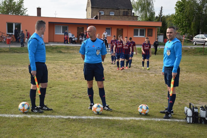 Kadry z meczu Victorii Szczaniec przeciwko Warcie Gorzów...