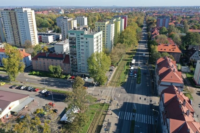 Rusza właśnie remont skrzyżowania ulicy Wrocławskiej i Łużyckiej w Bytomiu. Zobacz kolejne zdjęcia. Przesuwaj zdjęcia w prawo - naciśnij strzałkę lub przycisk NASTĘPNE