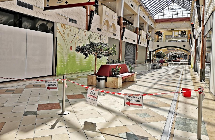 Kraków. Zamknięto Galerię Plaza. Centrum handlowe zostanie sprzedane [ZDJĘCIA] 15.09.21