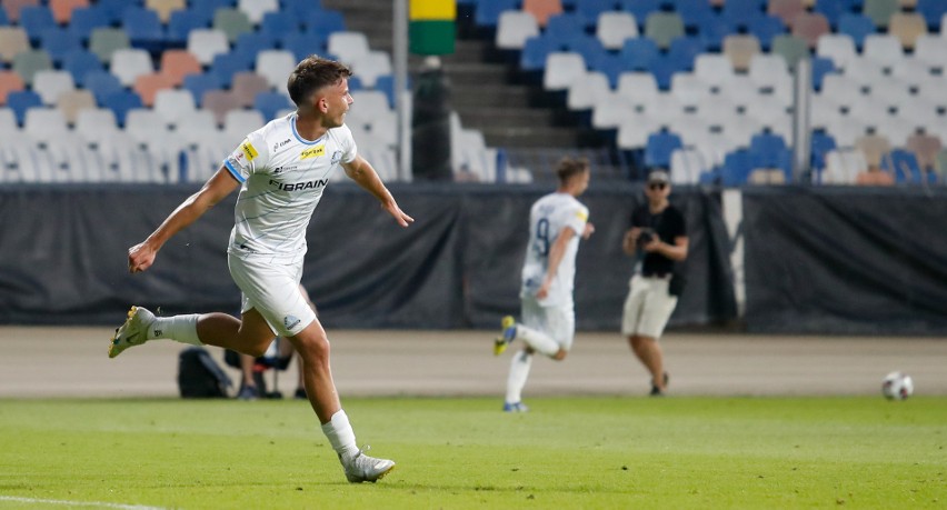 Stal Rzeszów pokonała u siebie 1:0 Pogoń Grodzisk Mazowiecki...